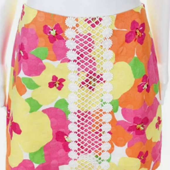 Lilly Pulitzer Hallie Hotty Floral Skirt. NWOT. - Picture 3 of 11
